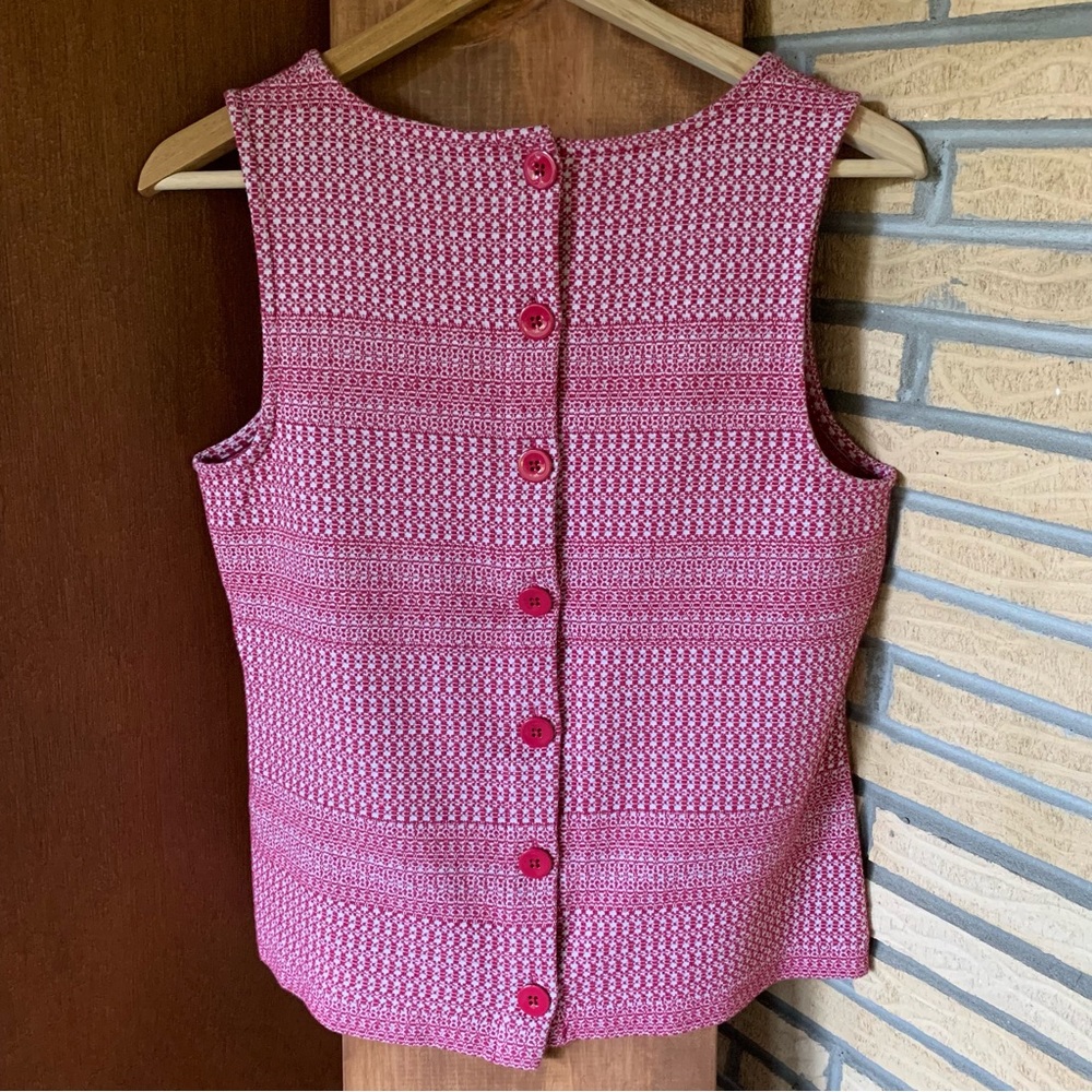 Banana Republic button back sleeveless top